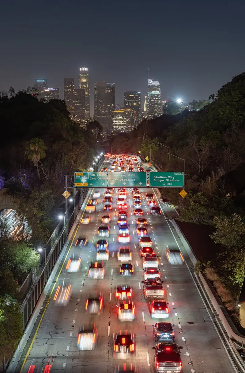 Dry Van truck dispatch services in California